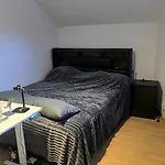Modern Priv-room -gym-balcony- Ideal For Work&rest Essen