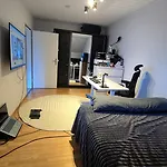 Apartmán Modern Priv-room -gym-balcony- Ideal For Work&rest *