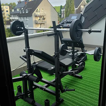 Modern Priv-room -gym-balcony- Ideal For Work&rest * Essen