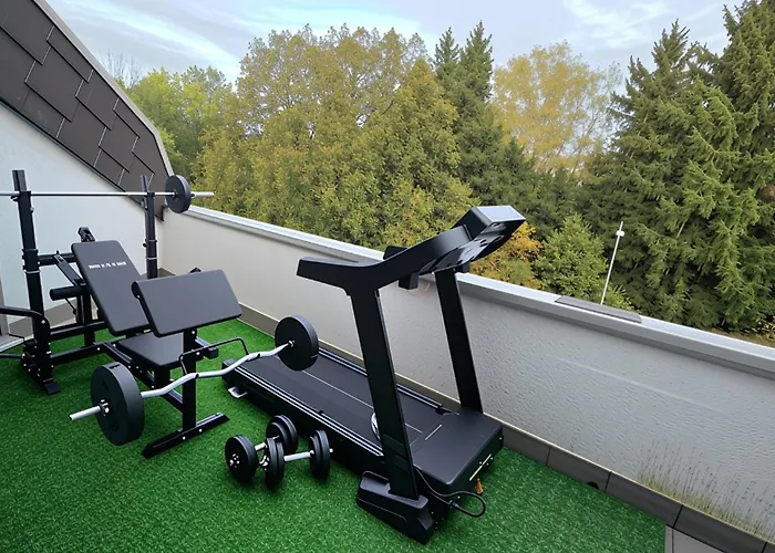 Modern Priv-room -gym-balcony- Ideal For Work&rest Appartement